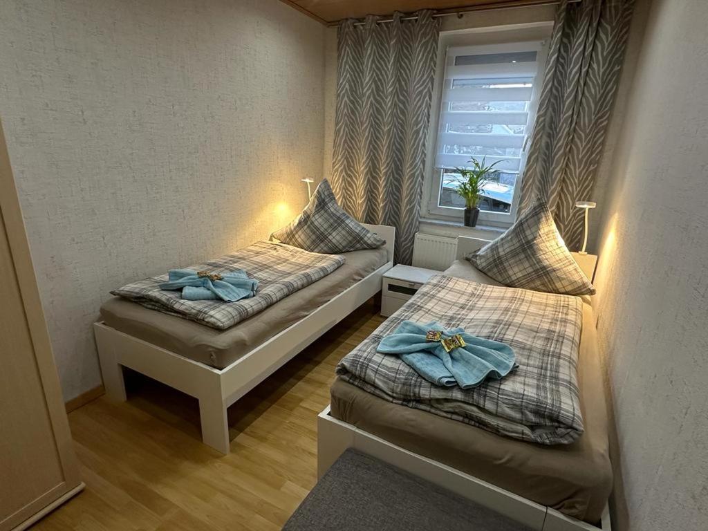 Christels Ferienwohnung 2 In Thale Mit Ueberdachter Terrasse, Kueche Mit Tv & Geschirrspueler Ngoại thất bức ảnh