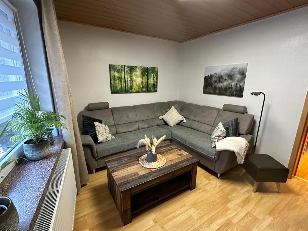 Christels Ferienwohnung 2 In Thale Mit Ueberdachter Terrasse, Kueche Mit Tv & Geschirrspueler Ngoại thất bức ảnh