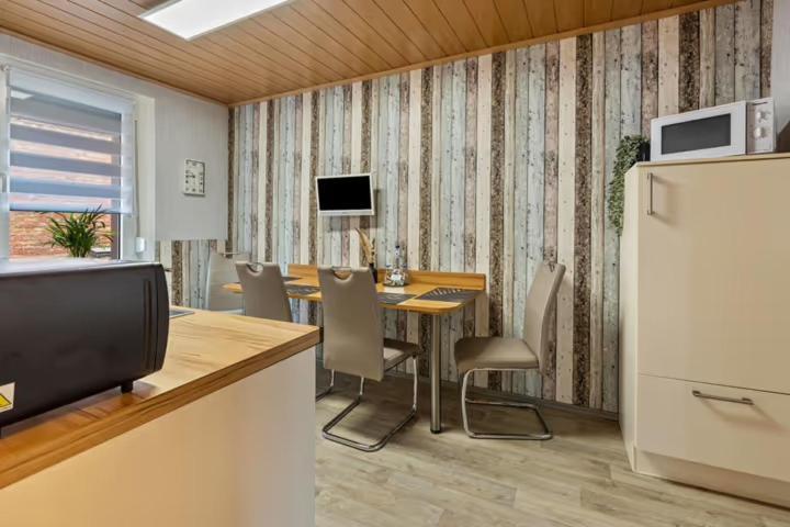 Christels Ferienwohnung 2 In Thale Mit Ueberdachter Terrasse, Kueche Mit Tv & Geschirrspueler Ngoại thất bức ảnh